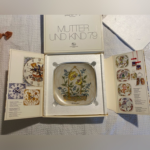 Hutschenreuther 1979 Mother and Child Plate - Picture 2 of 4